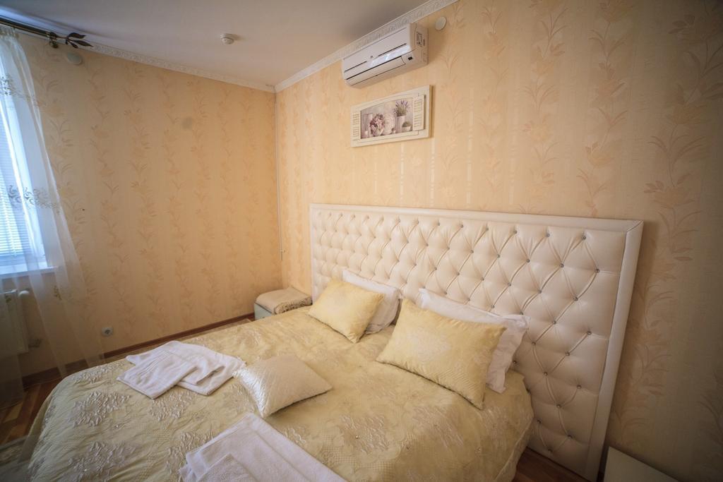 Imperiya Hotel Khmel'nyts'kyy Bilik gambar